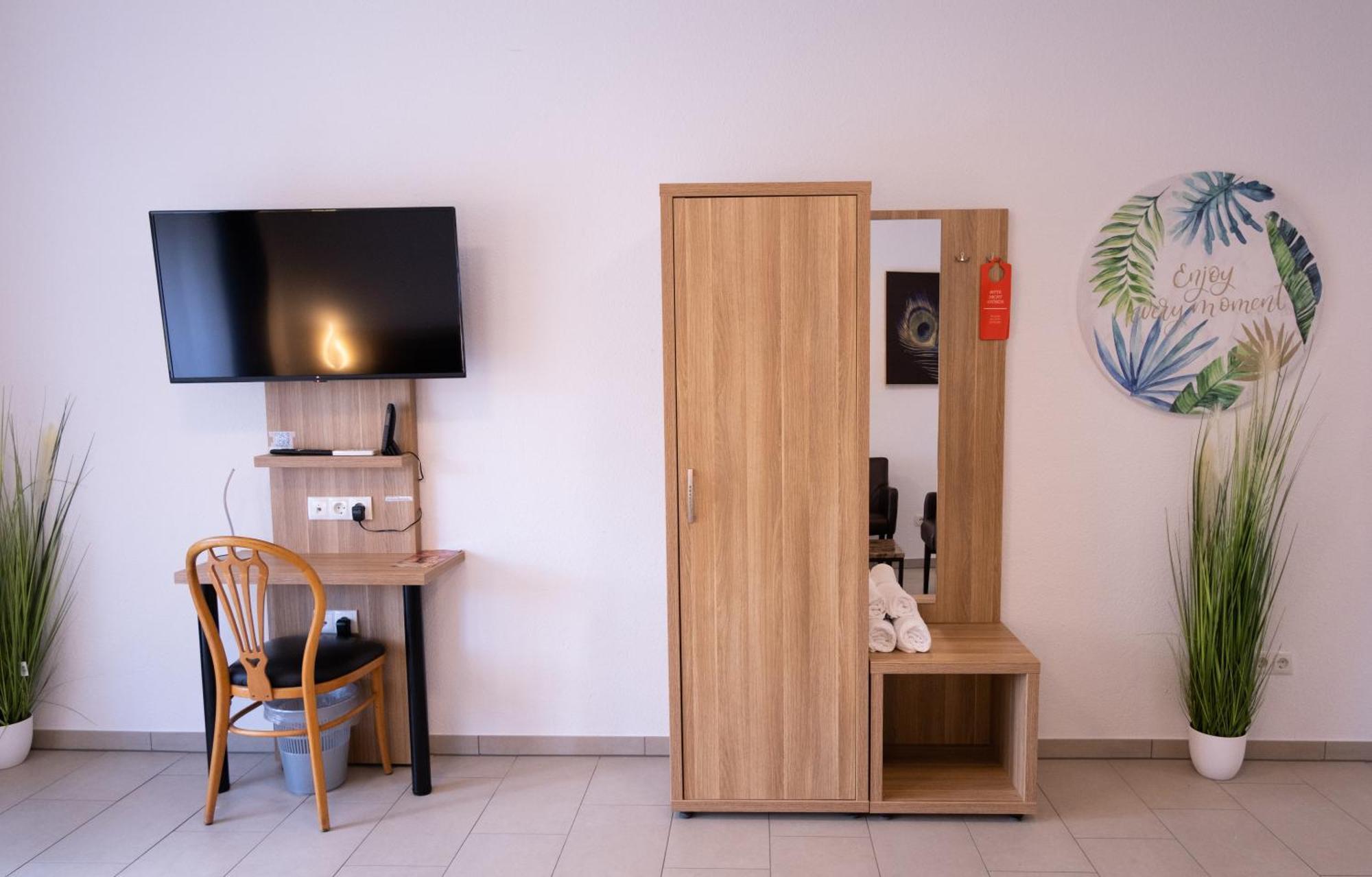 Gap Hotel Langwedel  Rom bilde